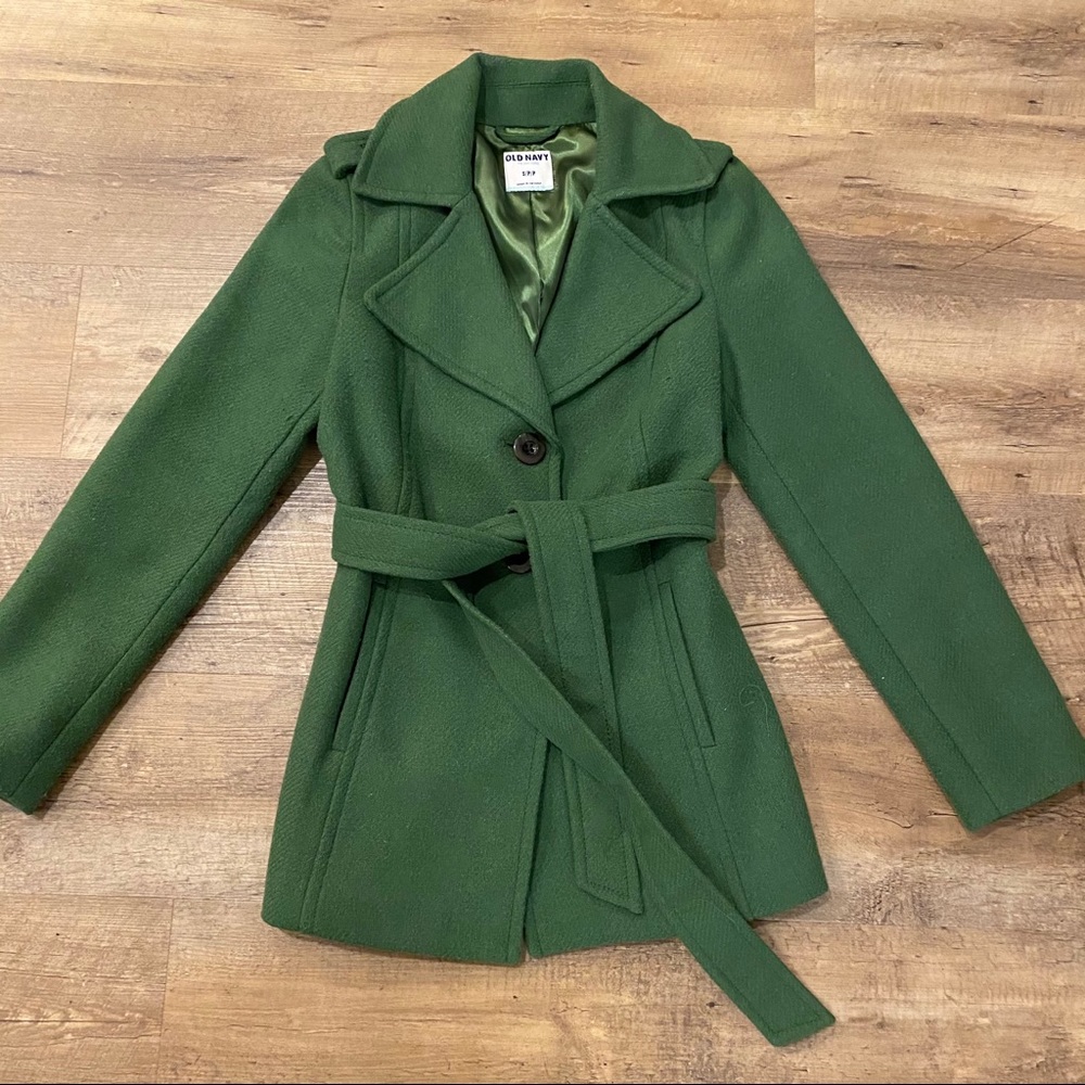 ON cute green wool coat